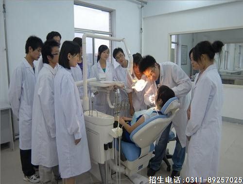 初中生学习口腔专业前途好不好？
