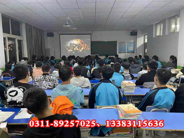石家庄冀联医学中等专业学校学生图片.jpg